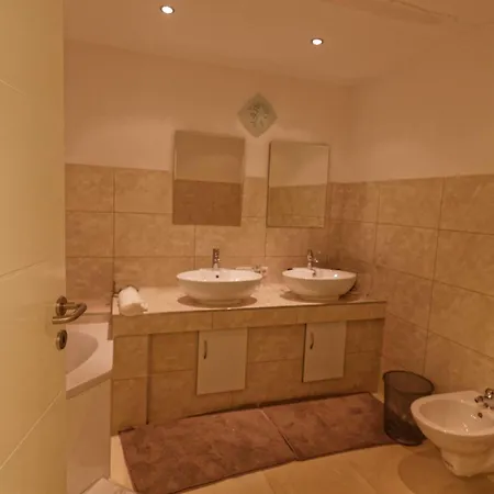 Jacob By Interhome Apartment